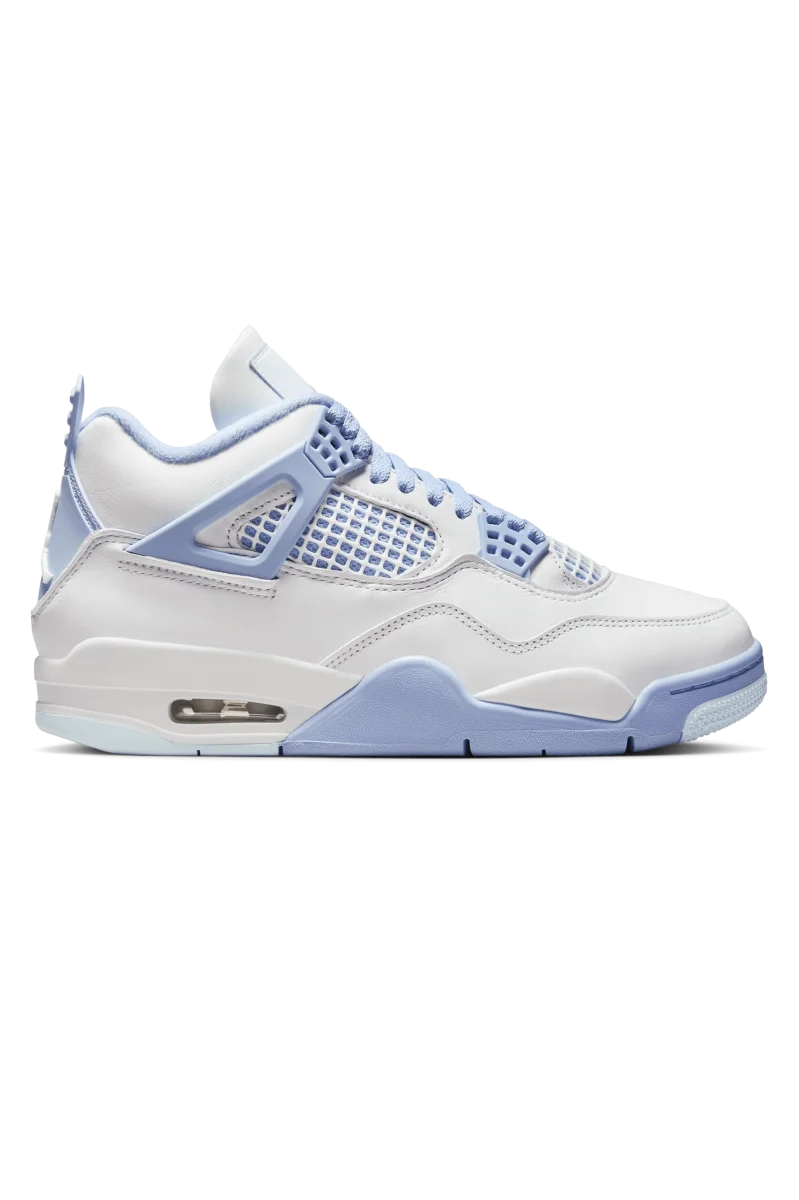 Woman 4 Retro "Forget Me Not"