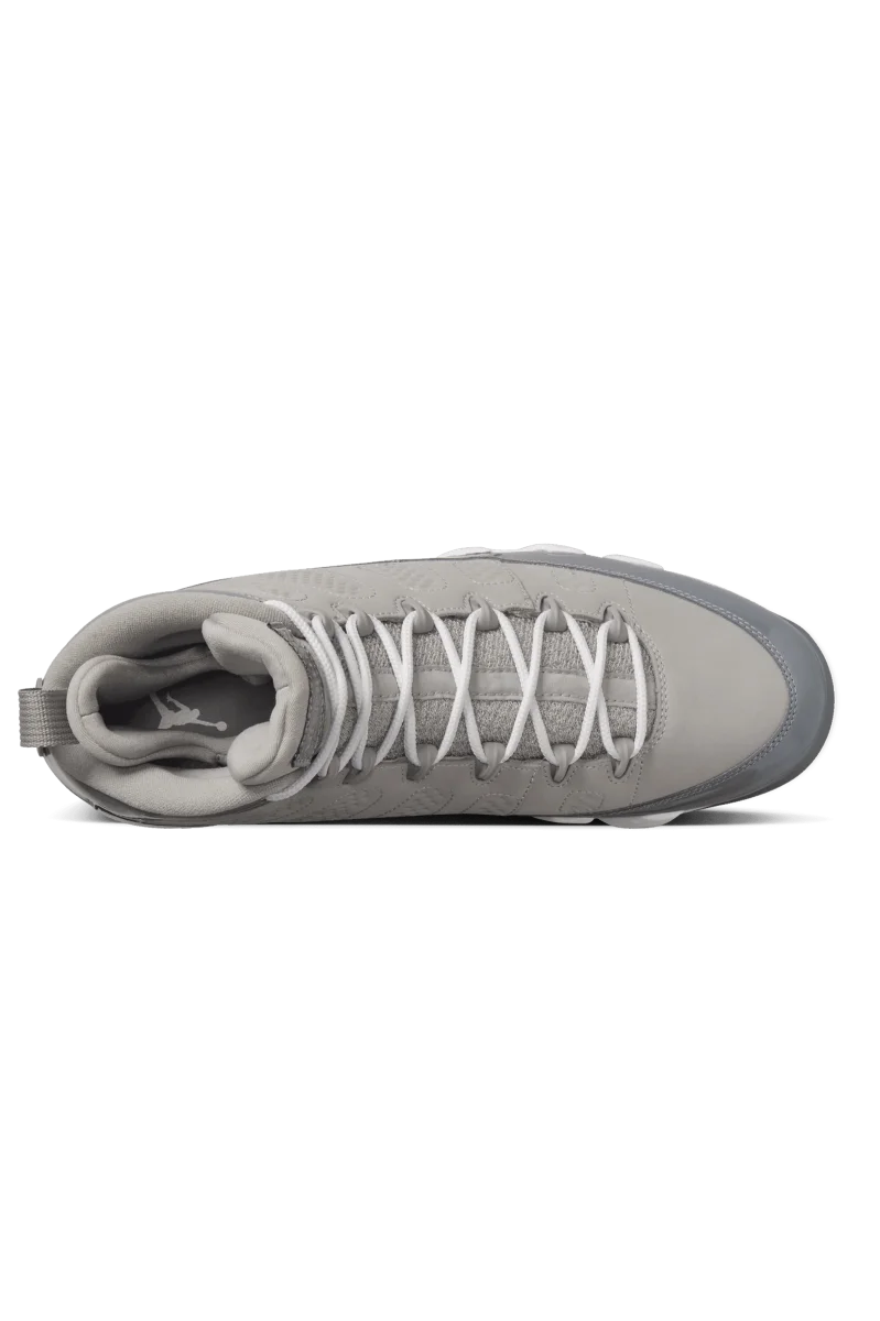 9 Retro "Cool Grey". - immagine 4