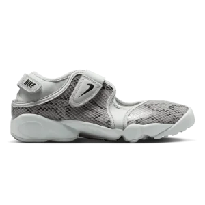Woman Air Rift "Photon Dust"