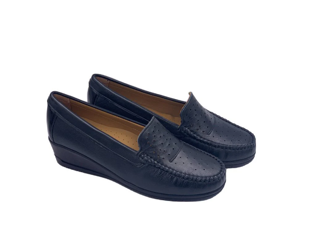 Sintonie mocassino forato con zeppa - immagine 6