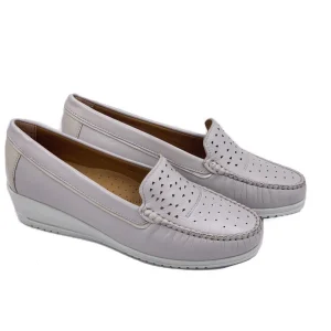 Sintonie mocassino forato con zeppa